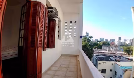 Apartamento 1 quarto, com varandão na Glória
