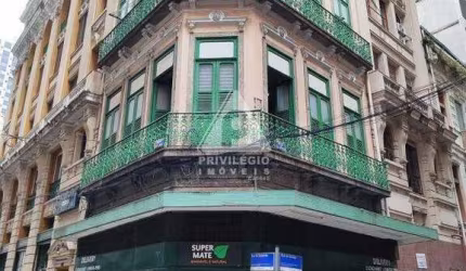 Prédio comercial no coração do centro do Rio de Janeiro