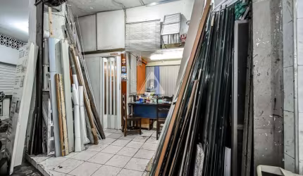 Loja dentro de galeria, no flamengo bem movimentada
