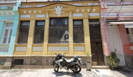 Casa de Vila à venda, 2 quartos, 1 suíte, 1 vaga, Catete - RIO DE JANEIRO/RJ