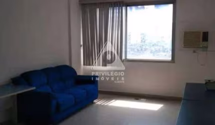 Sala Comercial 38 m² com garagem no coração do Centro do Rio de Janeiro, Visite!