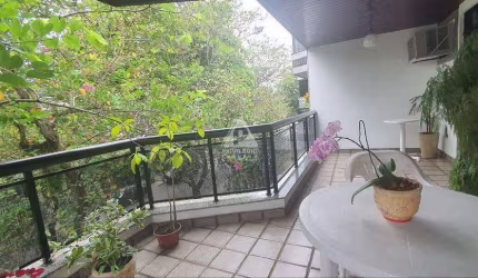 Apartamento de 4 Quartos à venda de 151m² no Recreio Dos Bandeirantes.