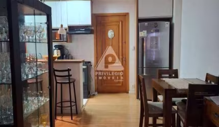 Flat à venda, 1 quarto, 1 vaga, Flamengo