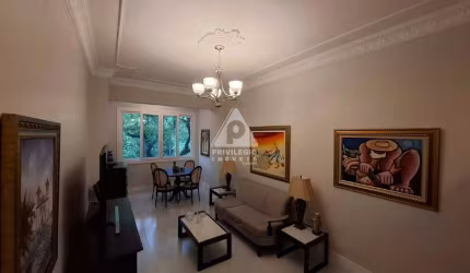 2Qts totalmente reformado Sala em 2 ambientes 2 Banheiros 132m2 Cozinha toda planejada Janelas antirruído Canadense