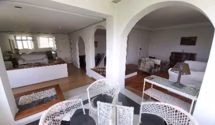 Apartamento à venda na Rui Barbosa, 4 quartos, suíte, 4 salas, varanda, andar alto com vista livre para a Praia do Flamengo e Aterro. Flamengo - RJ