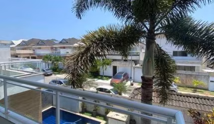 CASA TRIPLEX - 195m² - 5 QUARTOS - 3 SUÍTES