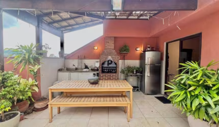 Apartamento cobertura a venda, luxo, 6 quartos, 2 suítes, 4 banheiiros, 2 vagas escrituradas, 223m², Tijuca - RJ.