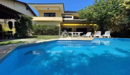 Casa à venda, 4 quartos, 4 suítes, 838m² - Barra da Tijuca