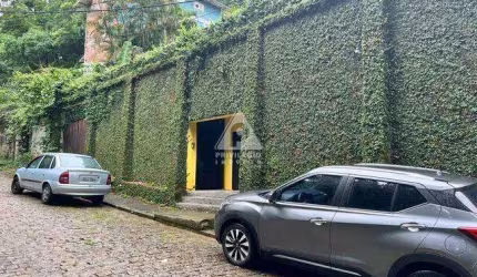 Ampla Casa Térrea com Imóvel Extra – Ideal para Centro Espiritual em Jacarepaguá
