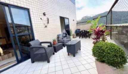 Cobertura Linear em Teresópolis – Ampla, Reformada e em Condomínio Completo!