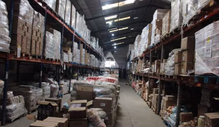 Galpão Comercial à Venda no Mercado São Sebastião - Penha Circular
