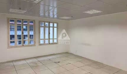 VENDE PREDIO INTEIRO NO CENTRO DO RIO