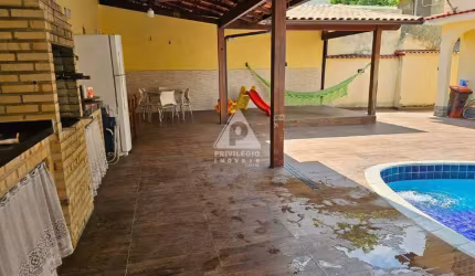 Casa à venda, 5 quartos, 3 suítes, 5 vagas, Praça Seca - RIO DE JANEIRO/RJ