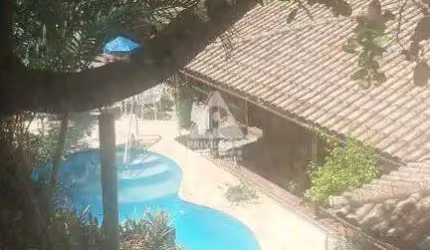Casa de rua à venda, 2 quartos, 1 suíte, 4 vagas, Vargem Pequena - RIO DE JANEIRO/RJ