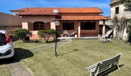 Casa Linear em Saquarema – Quintal Amplo, 5 Min da Praia e Expansível