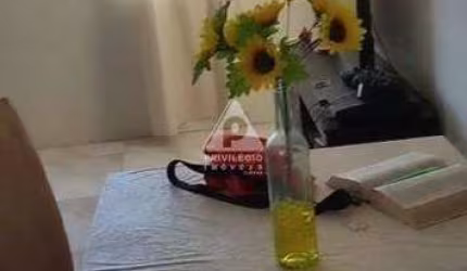 Apartamento à venda, 2 quartos, Vargem Pequena - RIO DE JANEIRO/RJ