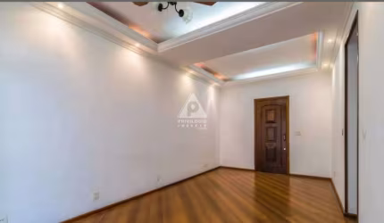 Apartamento á venda, 2 quartos, varanda, 1 vaga, Penha - Rio de Janeiro.