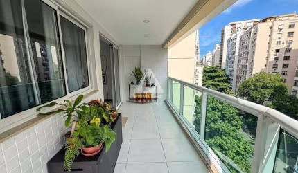 Flamengo, 2 quartos, vaga, varanda, prédio com infra!