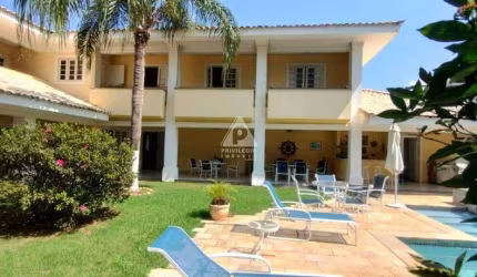Casa Duplex em Condomínio - com 4 suítes - Condomínio Malibu - Barra da Tijuca