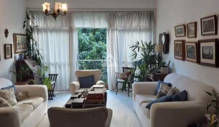 Apartmanto 4 quartos com 1 suite em rua charmosa da Lagoa