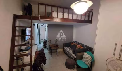 Loft, reformado, colado no metro, vista livre, portaria 24H