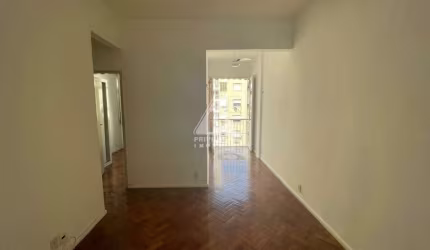 1 quarto e sala a venda no Flamengo.