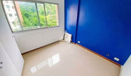 Apartamento à venda na Gavea, vista livre, varanda, 3 quartos, vaga na Escritura