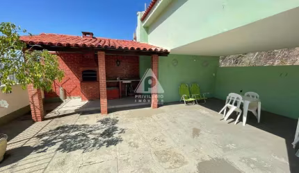 2 quartos com vaga escritura 90m todo reformado.