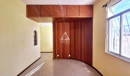 Apartamento com 3 quartos (sendo 1 suíte) na Saens Pena, Tijuca, Rio de Janeiro, RJ