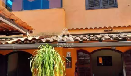 Casa à venda, 4 quartos, 2 suítes, 4 vagas, Recreio dos Bandeirantes - RIO DE JANEIRO/RJ