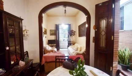 Excelente Casa de Vila linear em Botafogo ao lado metrô. 3 Quartos. 1 vaga de garagem