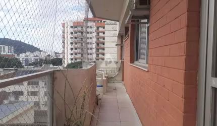 Apartamento 3 quartos, 1 suíte com 2 vagas