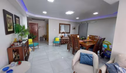 Quadra da praia, apto 3 quartos c/suíte à venda!