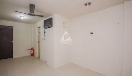Oportunidade, Sala comercial vazia