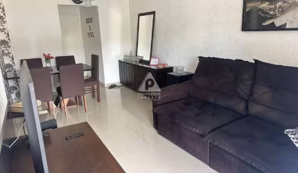 Apartamento à venda, 3 quartos, 1 suíte, 1 vaga, Pechincha - RIO DE JANEIRO/RJ