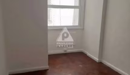 Apartamento à venda, 2 quartos, 1 vaga, Copacabana - RIO DE JANEIRO/RJ