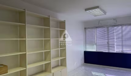 Siqueira Campos salas comerciais conjugadas 2 em 1 excelente prédio em localização privilegiada e bem administrado