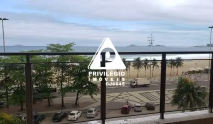 Apartamento conceito, Vista para toda a orla da Avenida Atlantica, um andar inteiro de Bom Gosto