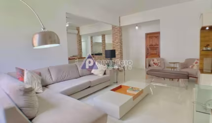 APARTAMENTO 3 QUARTOS COM 162M² AO LADO DO METRÔ