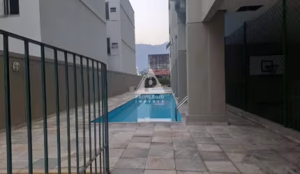 APARTAMENTO 2 QUARTOS NO CORAÇÃO DE VILA ISABEL!!!