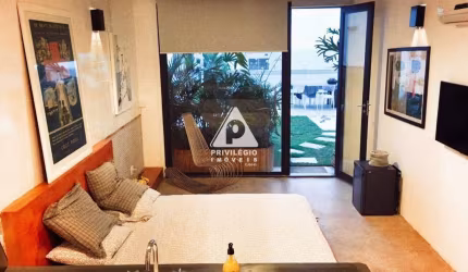 Prédio à venda, 3 quartos, 3 suítes, 3 vagas, Leme - RIO DE JANEIRO/RJ