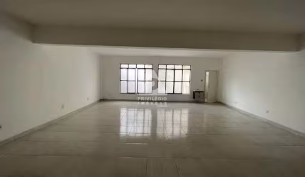 Privilégio imóveis vende: Excelente sobreloja totalmente reforma no Centro