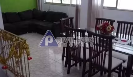 Casa de Vila à venda, 4 quartos, 1 suíte, 1 vaga, Tijuca - RIO DE JANEIRO/RJ