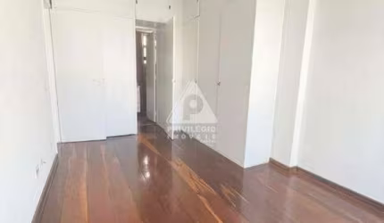 Apartamento à venda, 2 quartos, 1 suíte, 2 vagas, Copacabana - RIO DE JANEIRO/RJ