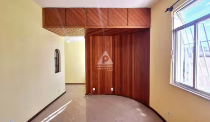 Apartamento com 3 quartos (sendo 1 suíte) na Saens Pena, Tijuca, Rio de Janeiro, RJ