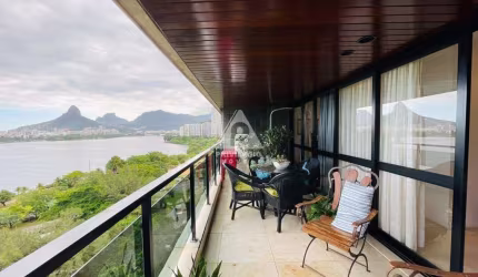 Apartamento à venda na Lagoa, original 4 quartos, varanda, 2 vagas