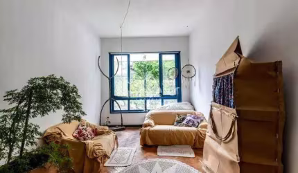 Apartamento à venda, 2 quartos com dependência no Jardim Botânico