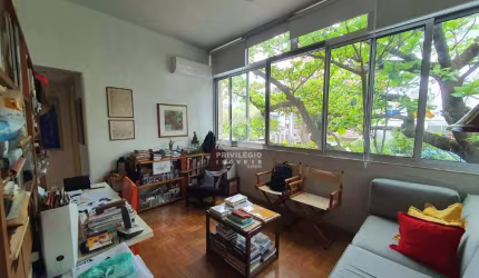 Sala e Quarto com Dependência Sol Matinal Próximo à Cobal