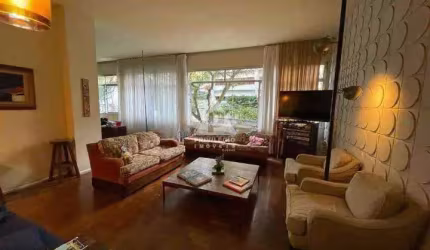 Apartamento à venda em Laranjeiras, 3 quartos (1 suíte), 2 dependências, 2 vagas