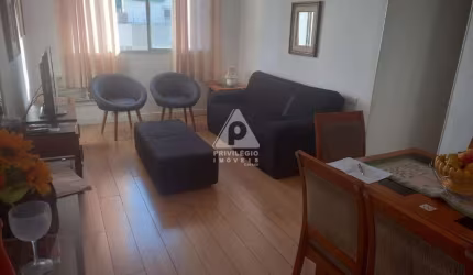 IMÓVEL COM SALA, 2 QTOS. SUITE. COZ DEPS VAGA ESCRITURA VISTA LIVRE. REFORMADO